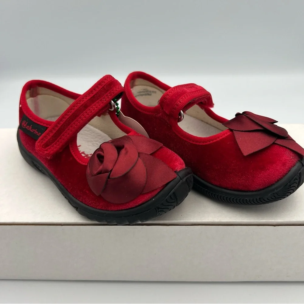 Naturino Velvet Mary Jane Red Burgundy Girls‎ Shoes Size 5